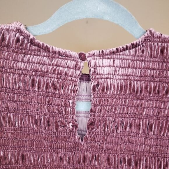 NWT Wine Velvet Smocked Puff Sleeve Mini Dress Size Small - Picture 3 of 9